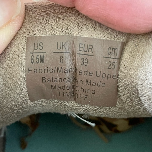 Dr. Scholl’s Women's Time Off Sneaker | Size 8.5 Suede Tennis Shoe - Picture 9 of 9